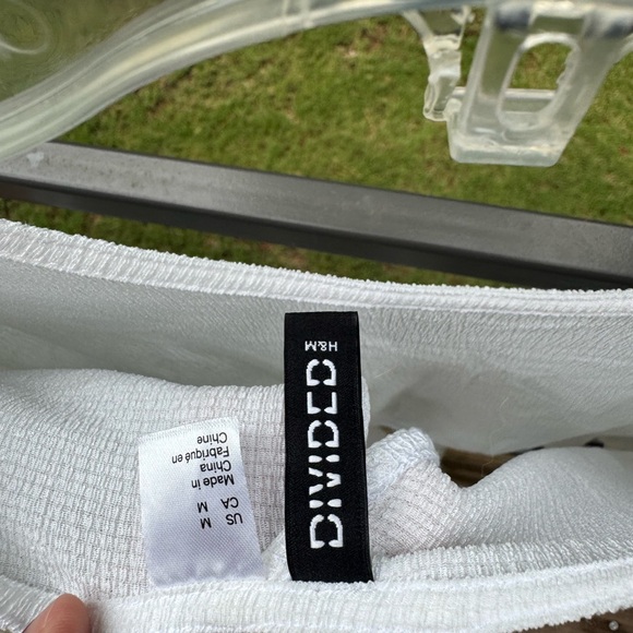 H&M White Puff Sleeve Crop Blouse - Picture 2 of 5